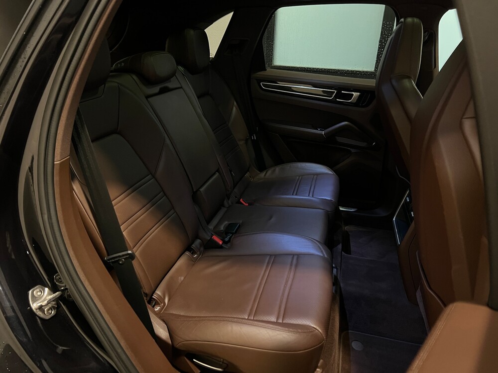 Porsche Cayenne E-Hybrid 3.0 V6 -NW MODELL- 462PS 2018 SportChrono -Org. NL-, TL-795-R.