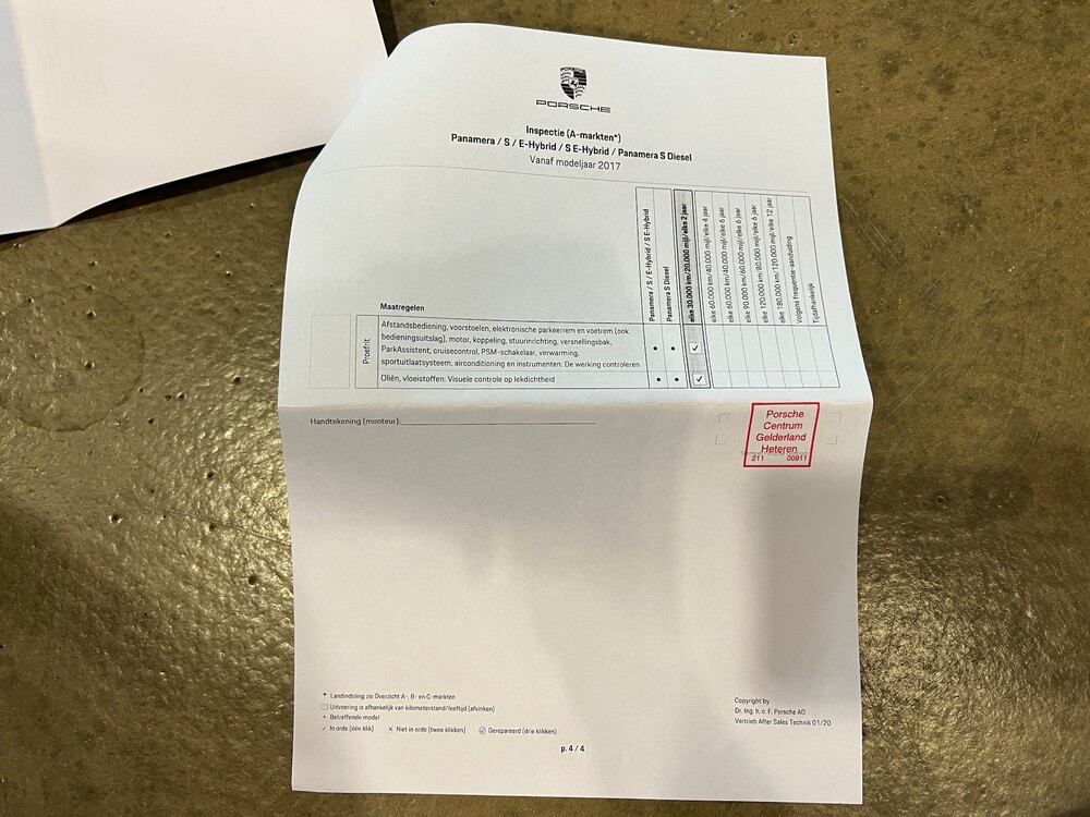 Porsche Panamera Sport Turismo E-Hybrid 4 2.9 V6 SportChrono 462 PS 2018, H-359-BT.