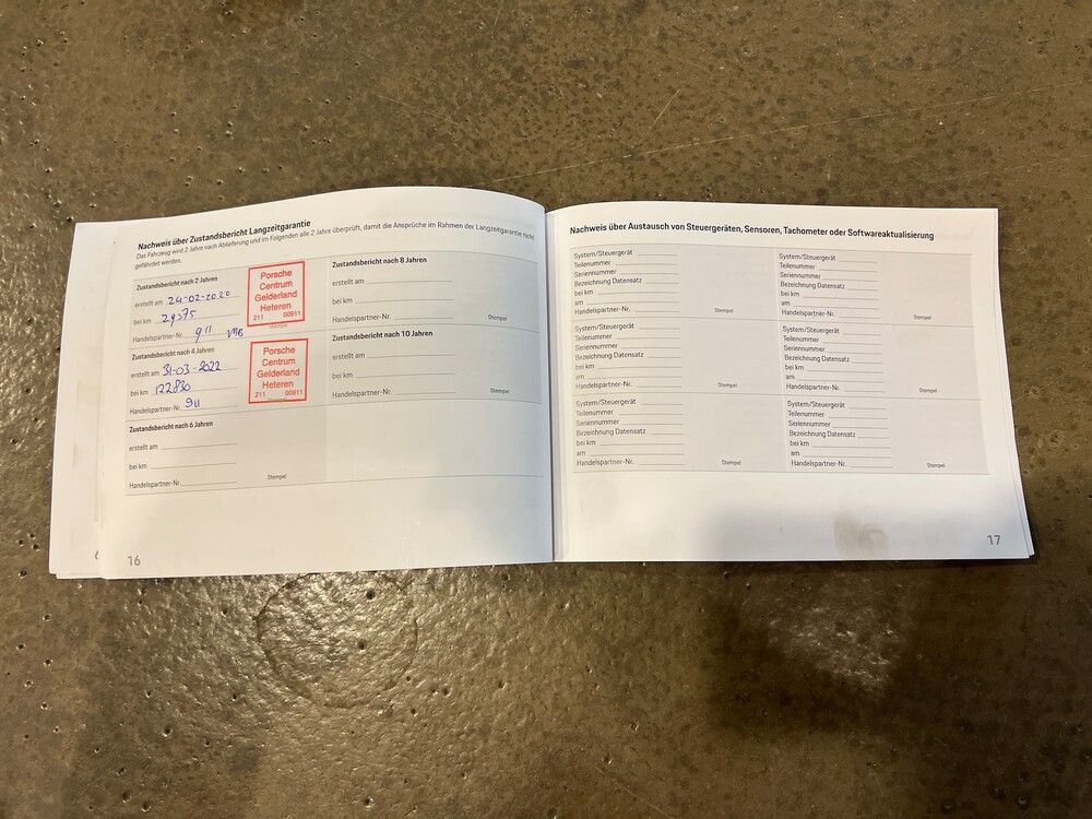 Porsche Panamera Sport Turismo E-Hybrid 4 2.9 V6 SportChrono 462 PS 2018, H-359-BT.