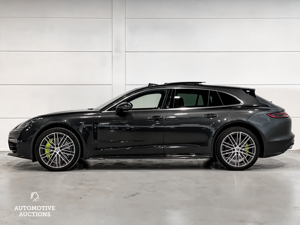 Porsche Panamera Sport Turismo E-Hybrid 4 2.9 V6 SportChrono 462 PS 2018, H-359-BT.