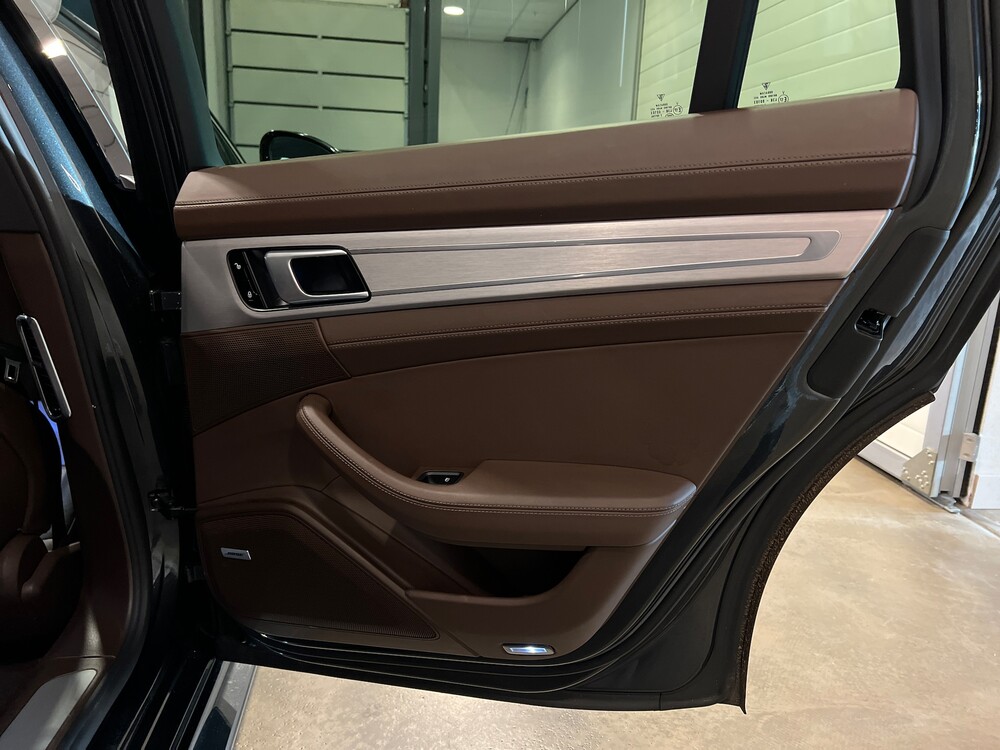 Porsche Panamera Sport Turismo E-Hybrid 4 2.9 V6 SportChrono 462 PS 2018, H-359-BT.