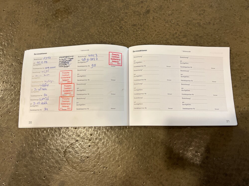 Porsche Panamera Sport Turismo E-Hybrid 4 2.9 V6 SportChrono 462 PS 2018, H-359-BT.