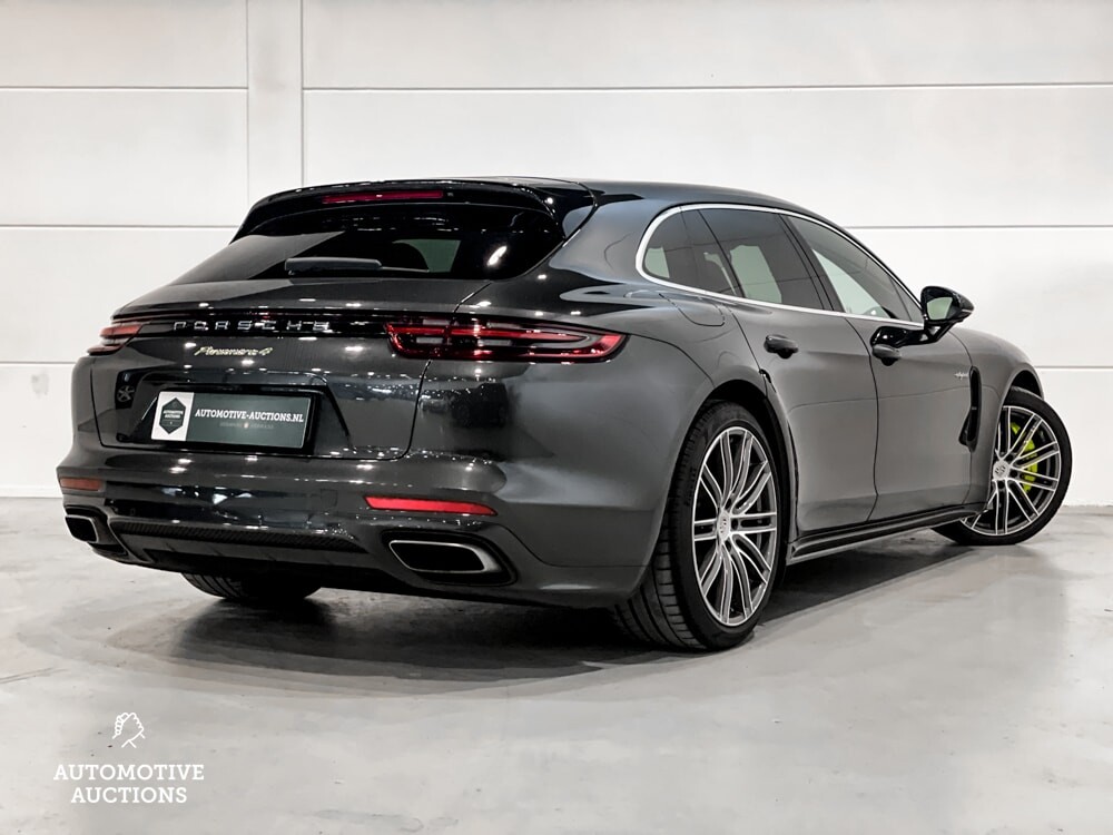 Porsche Panamera Sport Turismo E-Hybrid 4 2.9 V6 SportChrono 462 PS 2018, H-359-BT.