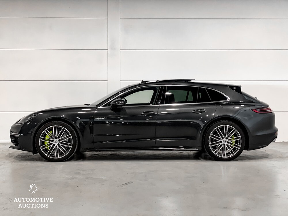 Porsche Panamera Sport Turismo E-Hybrid 4 2.9 V6 SportChrono 462 PS 2018, H-359-BT.