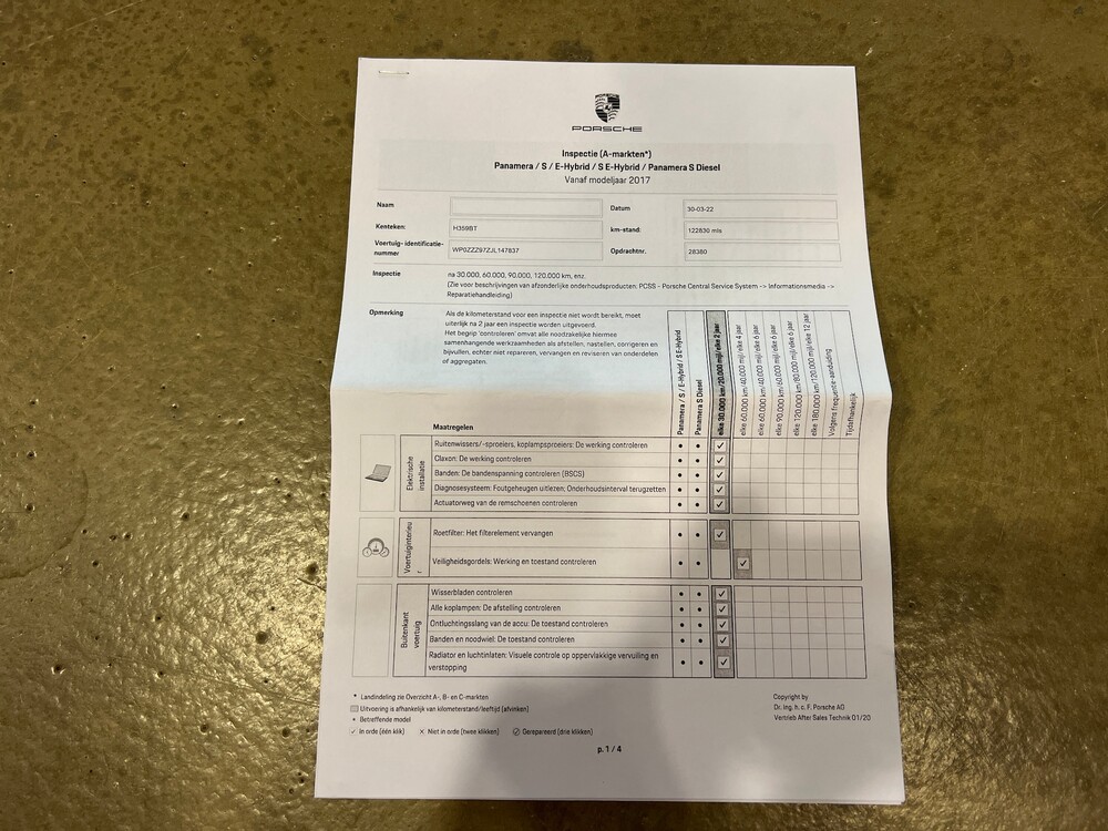 Porsche Panamera Sport Turismo E-Hybrid 4 2.9 V6 SportChrono 462 PS 2018, H-359-BT.