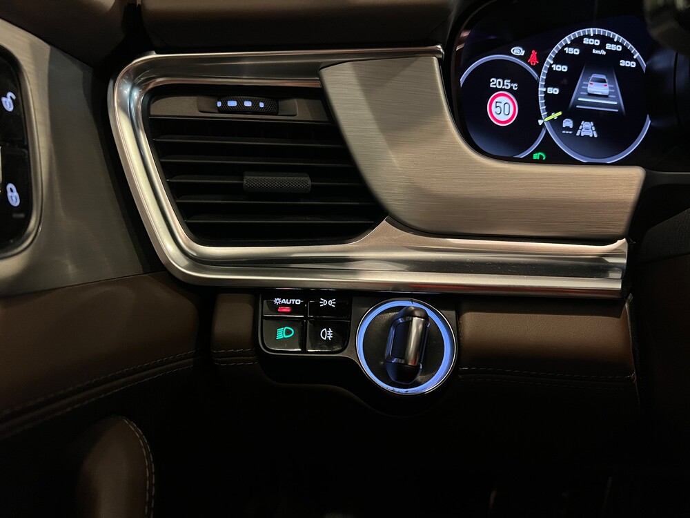 Porsche Panamera Sport Turismo E-Hybrid 4 2.9 V6 SportChrono 462 PS 2018, H-359-BT.