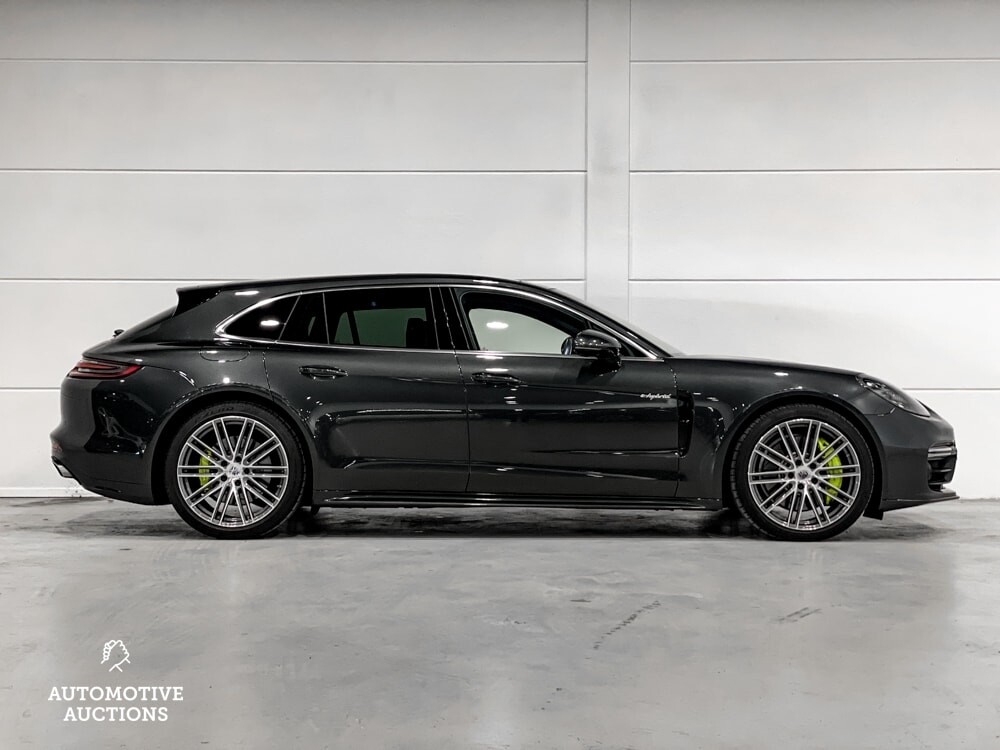Porsche Panamera Sport Turismo E-Hybrid 4 2.9 V6 SportChrono 462 PS 2018, H-359-BT.