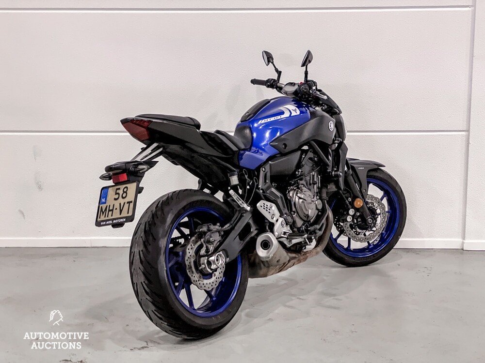 Yamaha MT07 Naked Tour 75 PS 2017, 58-MH-VT.