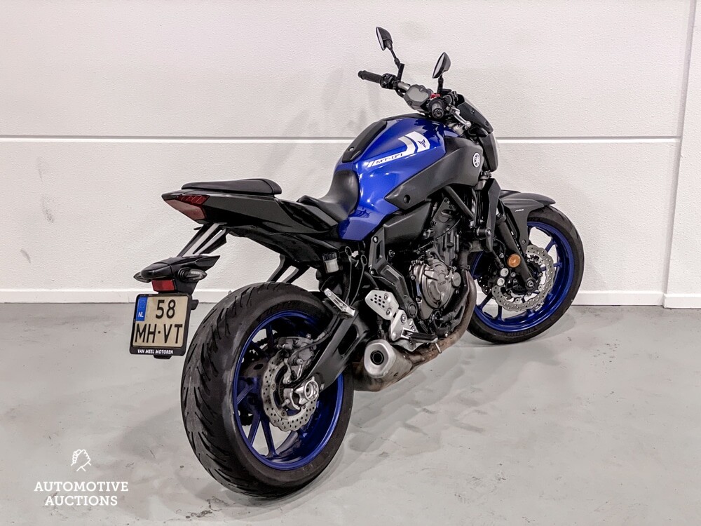 Yamaha MT07 Naked Tour 75 PS 2017, 58-MH-VT.
