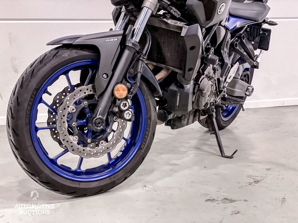 Yamaha MT07 Naked Tour 75 PS 2017, 58-MH-VT.