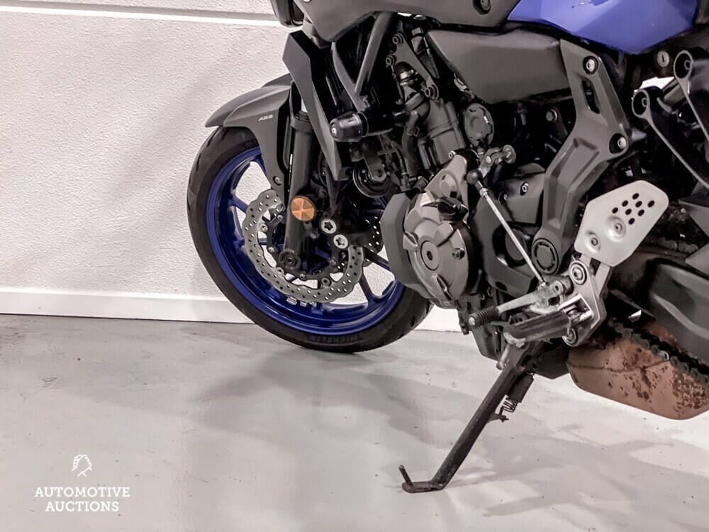 Yamaha MT07 Naked Tour 75 PS 2017, 58-MH-VT.