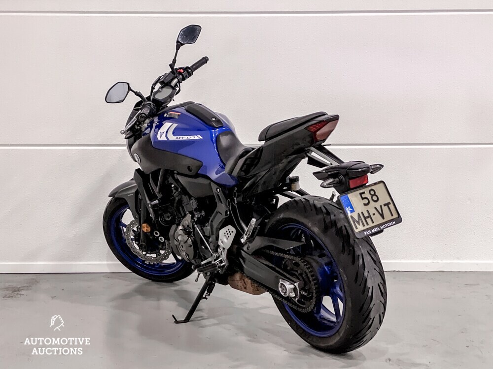 Yamaha MT07 Naked Tour 75 PS 2017, 58-MH-VT.
