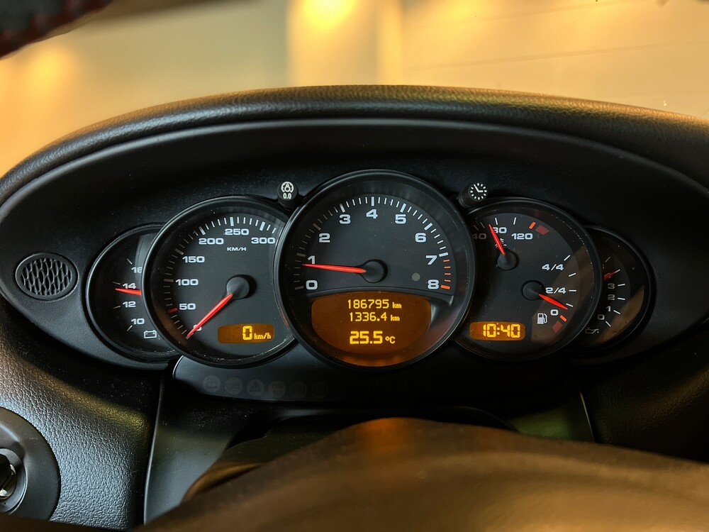 Porsche 911 3.6 Carrera 996 Coupé MK2 320 PS 2002 GT3 -MANUAL-ORG-NL, 67-JB-GK.