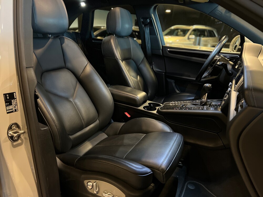 Porsche Macan S3.0 V6 354hp 2019, N-204-DD.