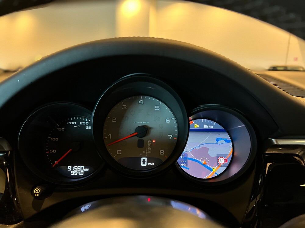 Porsche Macan S3.0 V6 354hp 2019, N-204-DD.