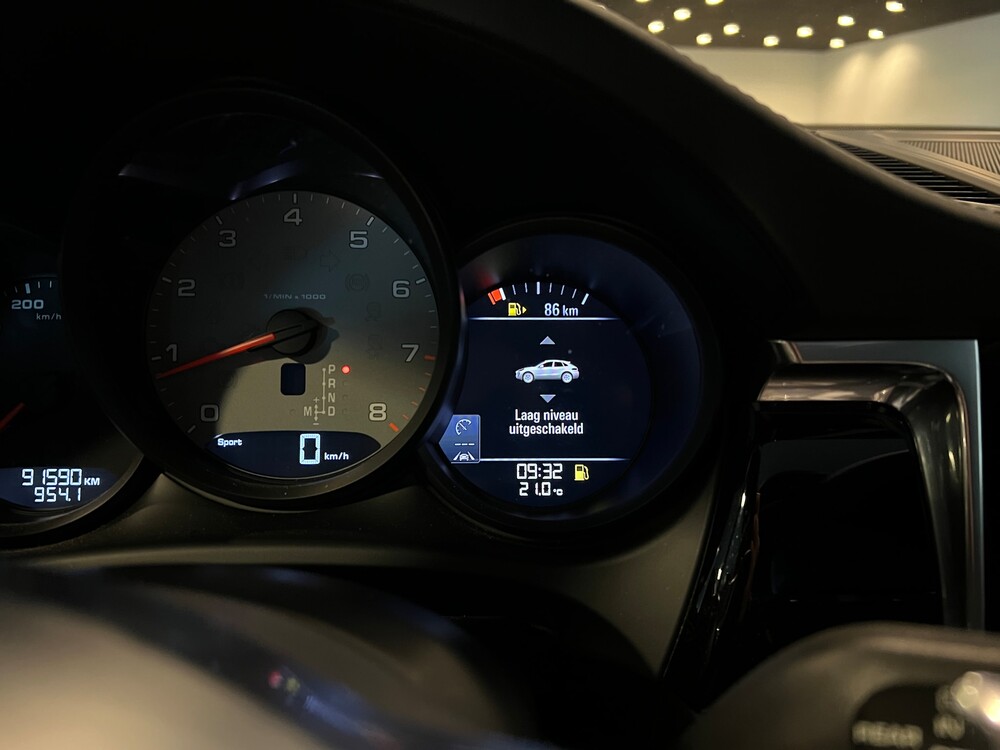 Porsche Macan S3.0 V6 354hp 2019, N-204-DD.