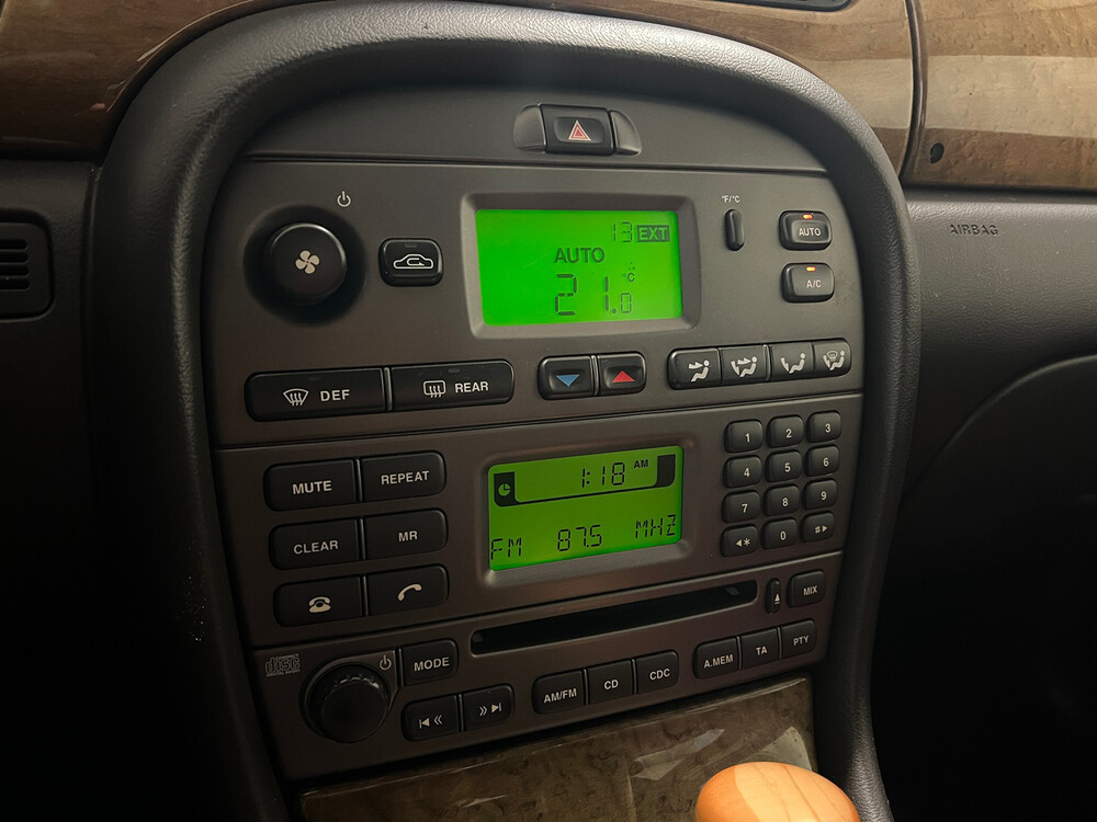 Jaguar X-Typ 2.0 V6 Executive 156PS 2003 -Org. NL-, 22-LZ-TK.