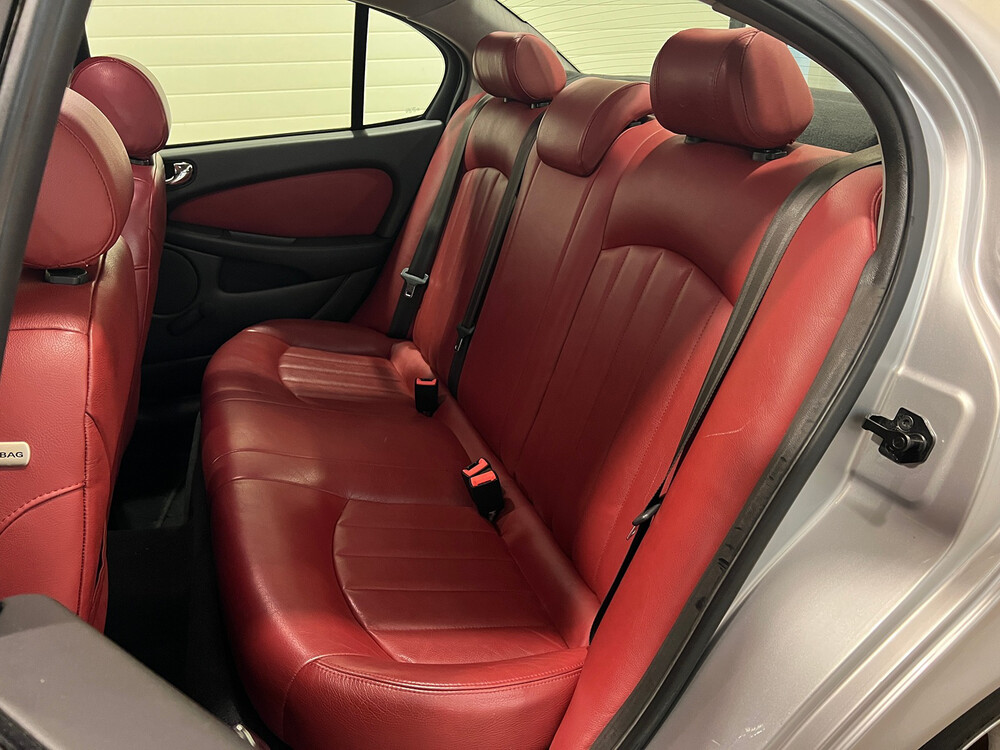 Jaguar X-Typ 2.0 V6 Executive 156PS 2003 -Org. NL-, 22-LZ-TK.