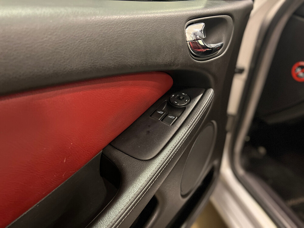 Jaguar X-Typ 2.0 V6 Executive 156PS 2003 -Org. NL-, 22-LZ-TK.