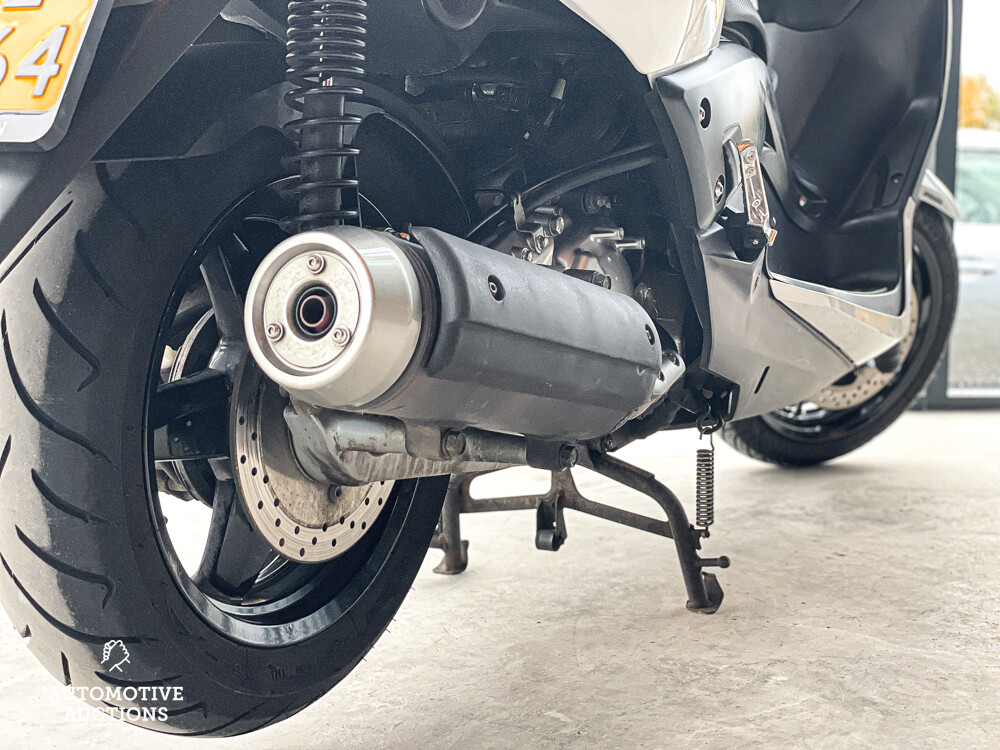 Yamaha YP 250R X-Max 2010 Motorroller, MZ-DR-64.