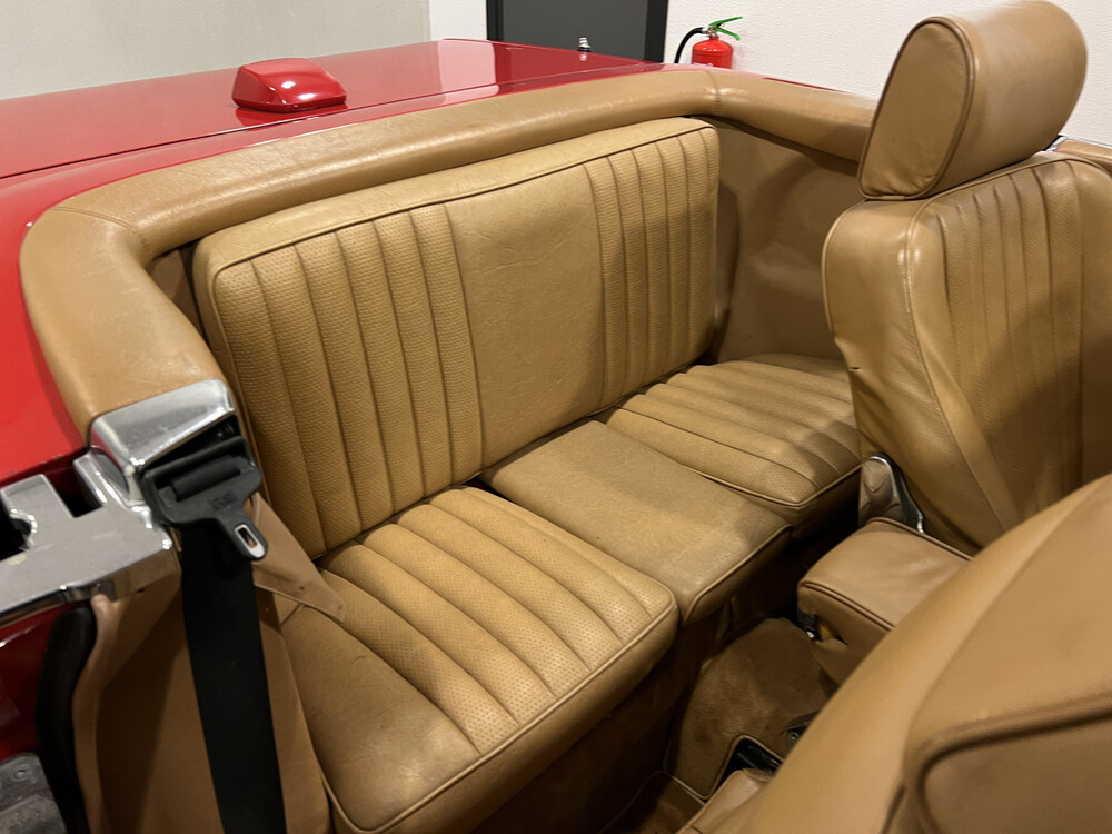 Mercedes-Benz 560SL Hardtop Cabriolet 230hp 1987 SL-Class, K-973-HK.