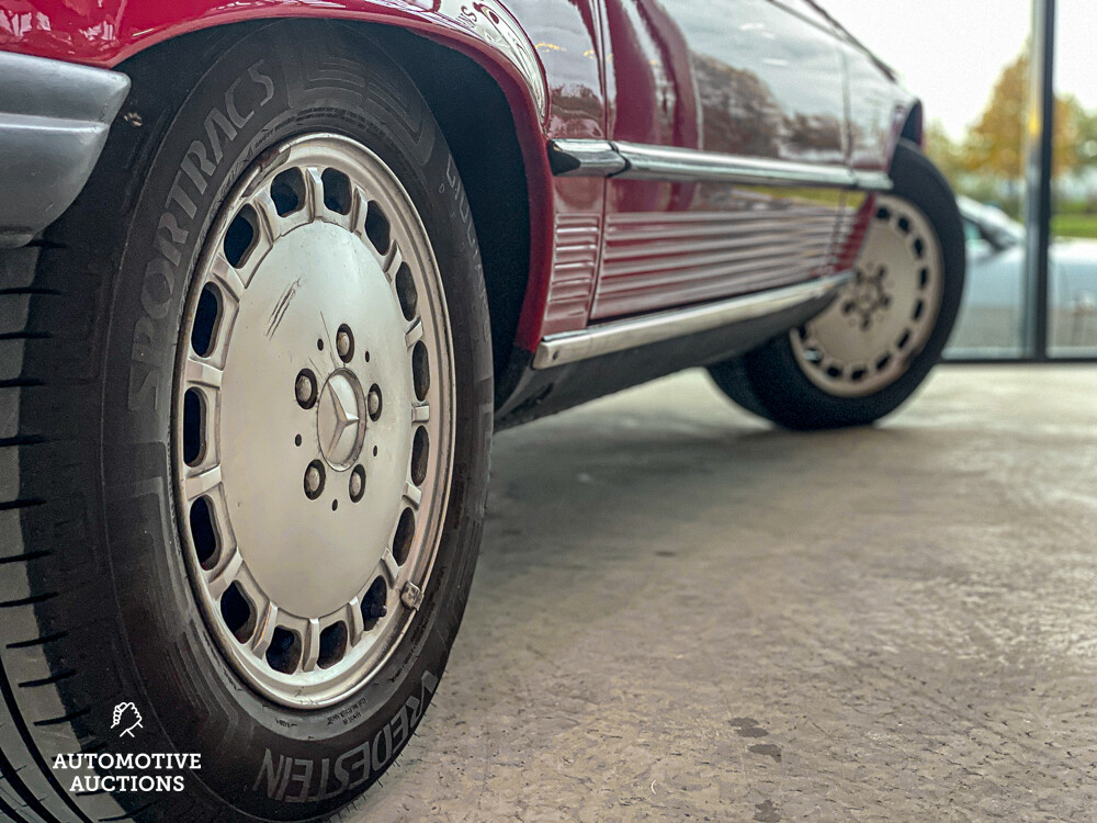 Mercedes-Benz 560SL Hardtop Cabriolet 230hp 1987 SL-Class, K-973-HK.