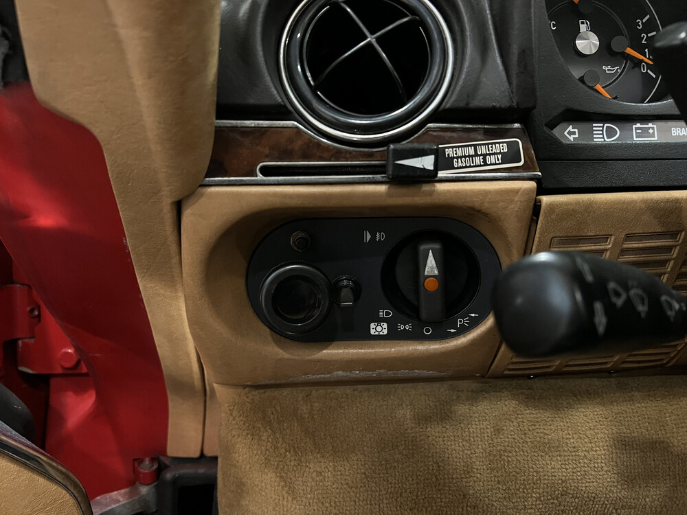 Mercedes-Benz 560SL Hardtop Cabriolet 230hp 1987 SL-Class, K-973-HK.