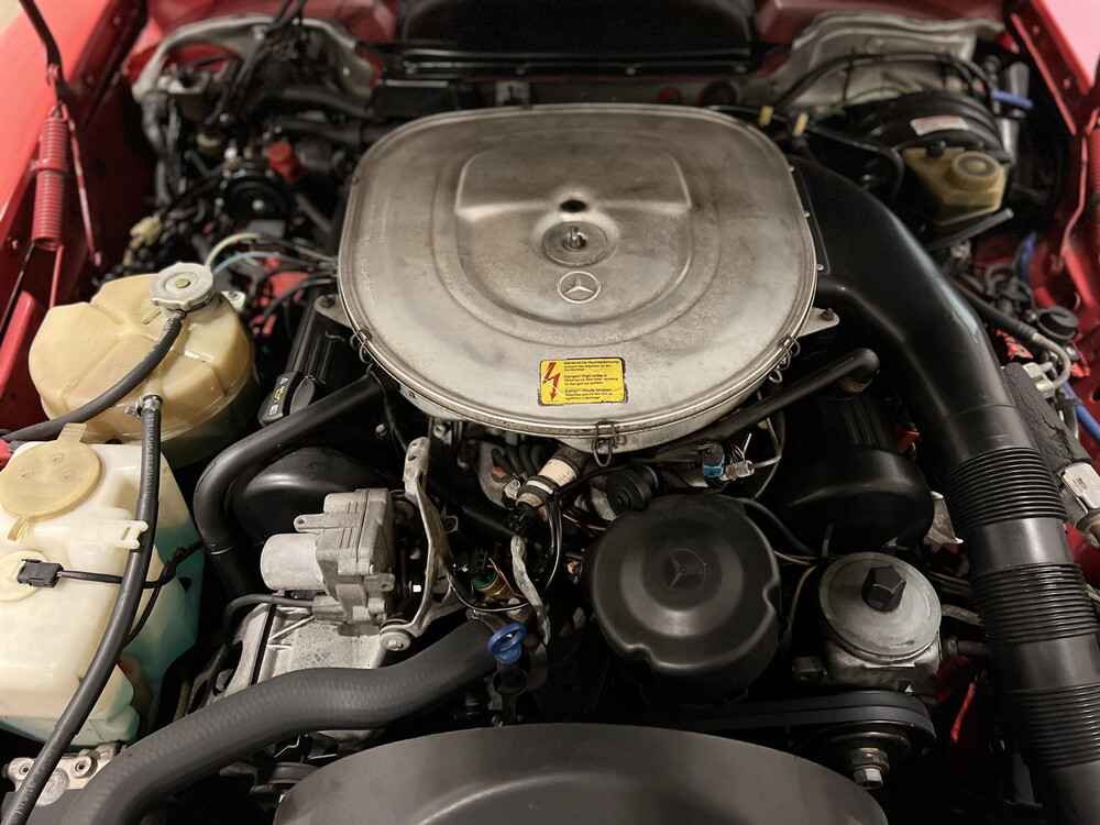 Mercedes-Benz 560SL Hardtop Cabriolet 230hp 1987 SL-Class, K-973-HK.