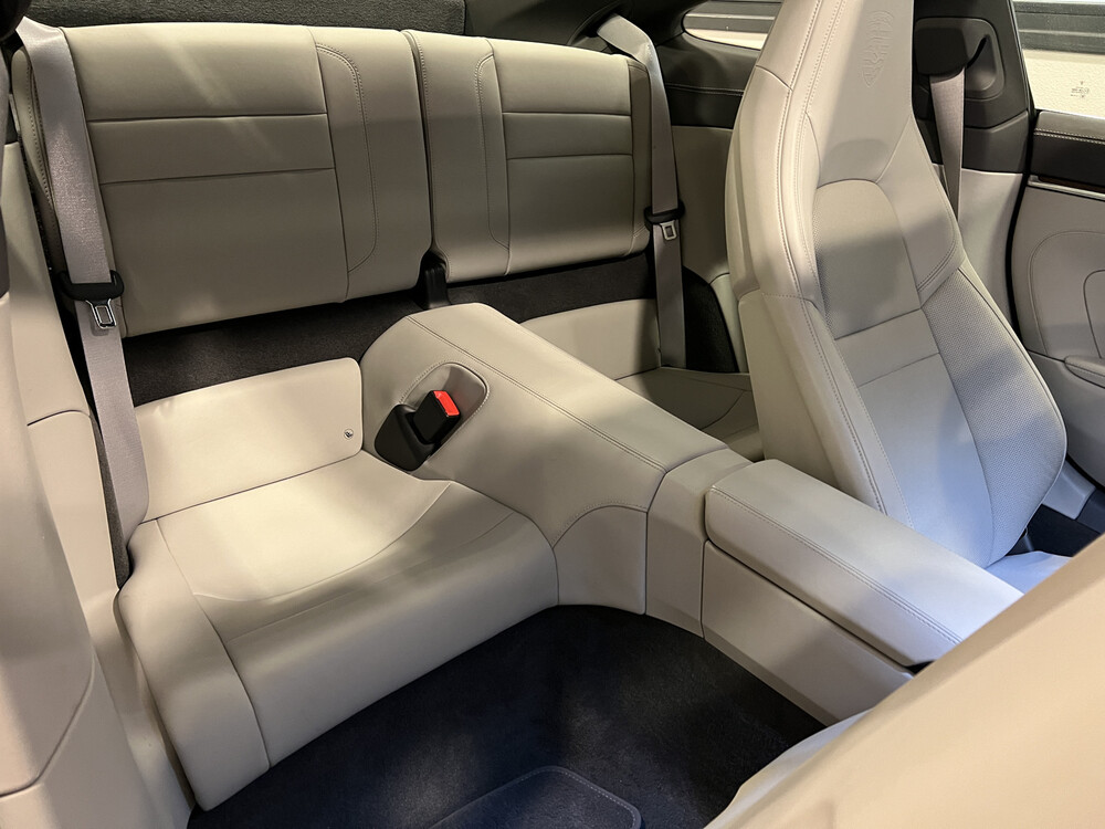 Porsche 911 992 Carrera 4S SportChrono 450hp 2019, J-800-SZ.