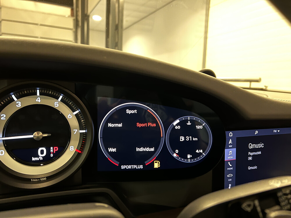 Porsche 911 992 Carrera 4S SportChrono 450hp 2019, J-800-SZ.