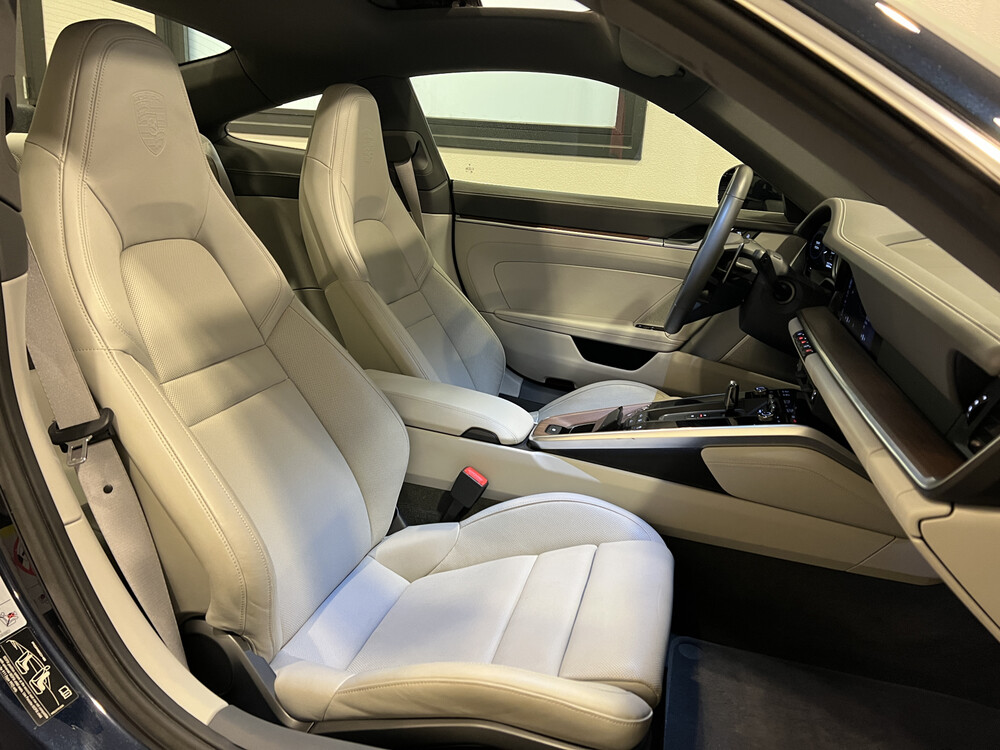 Porsche 911 992 Carrera 4S SportChrono 450hp 2019, J-800-SZ.