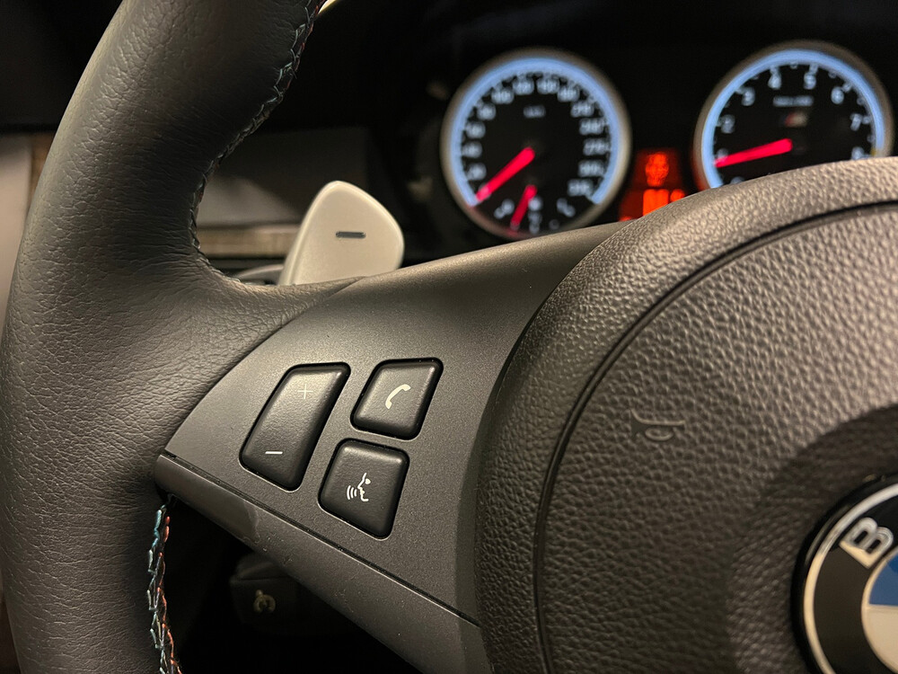 BMW M5 E60 5.0 V10 508PS 2005 5er Serie, K-994-NK.