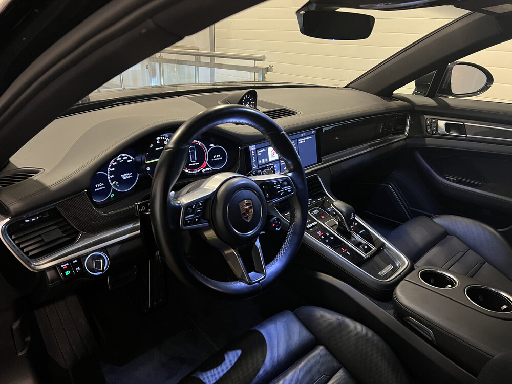 Porsche Panamera Sport Turismo E-Hybrid 4 2.9 V6 SportChrono 680PS 2018, ZV-954-P.