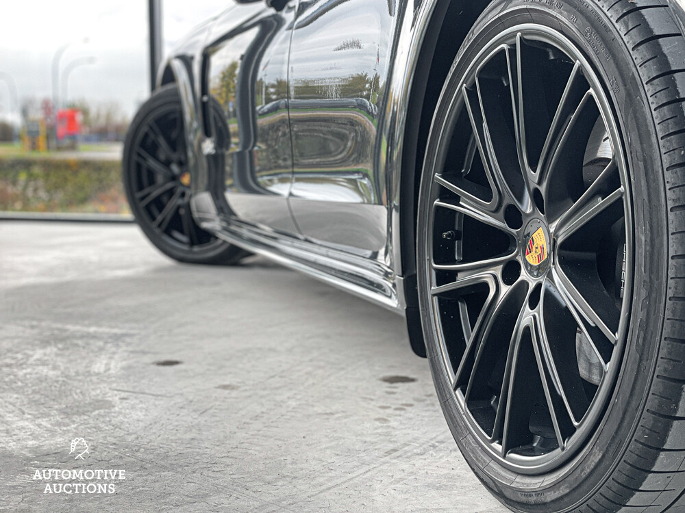 Porsche Panamera Sport Turismo E-Hybrid 4 2.9 V6 SportChrono 680PS 2018, ZV-954-P.