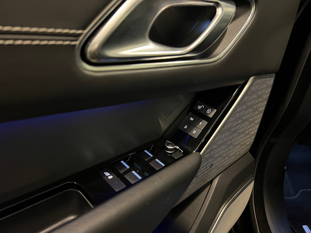 Land Rover Range Rover Velar 3.0 V6 AWD First Edition R-Dynamic 300hp 2017, TJ-428-L.