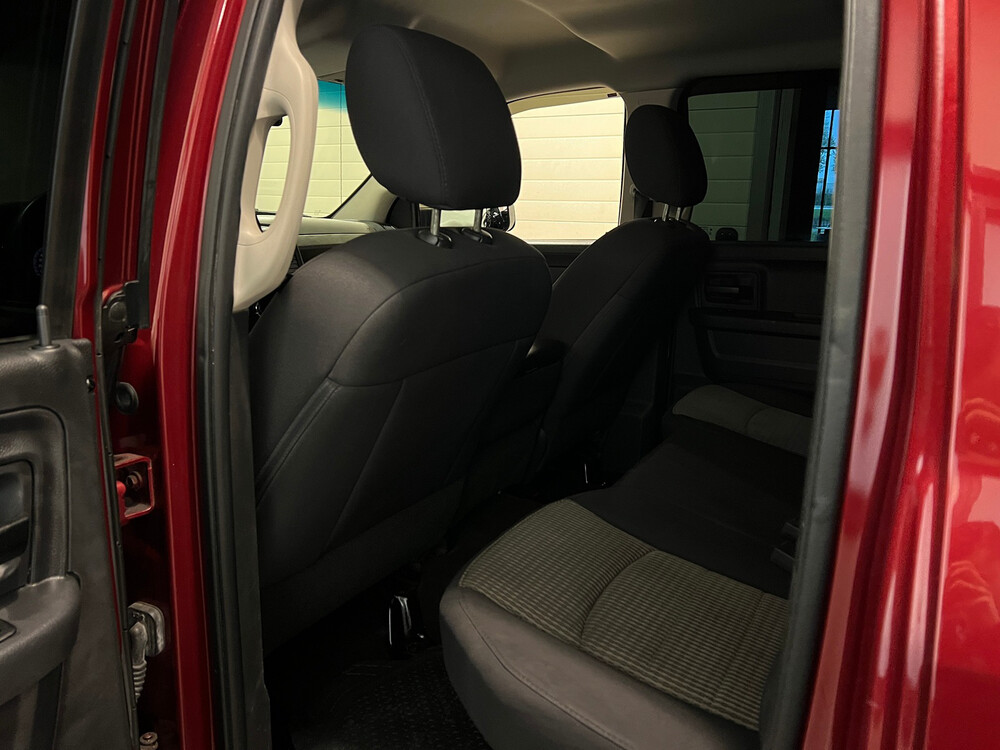 Dodge Ram 1500 5.7 V8 4x4 Hemi Quad Cab Sport 389pk 2012, V-699-PN