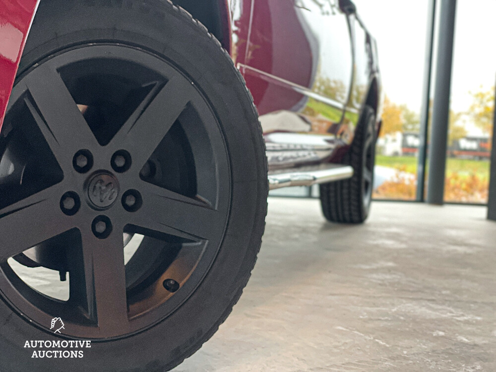 Dodge Ram 1500 5.7 V8 4x4 Hemi Quad Cab Sport 389pk 2012, V-699-PN