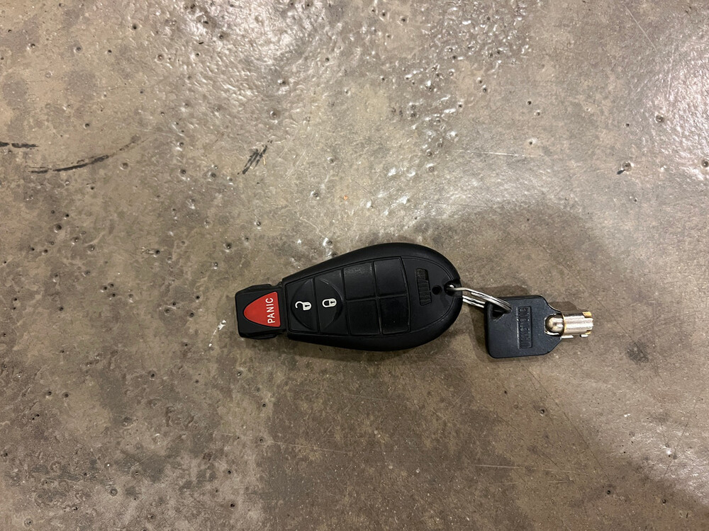 Dodge Ram 1500 5.7 V8 4x4 Hemi Quad Cab Sport 389pk 2012, V-699-PN