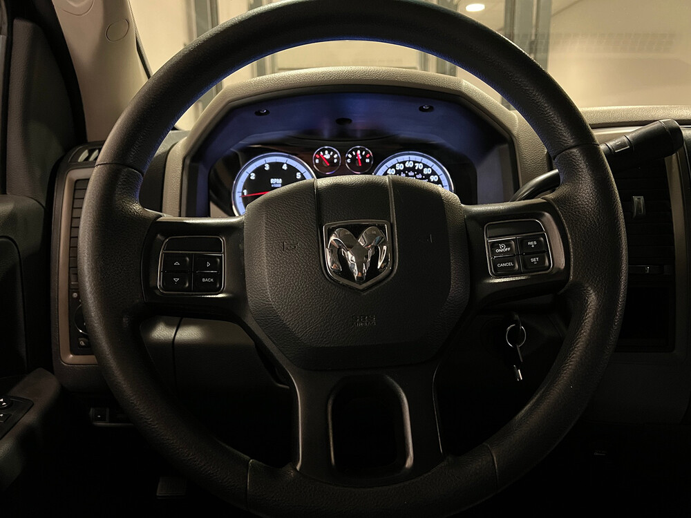 Dodge Ram 1500 5.7 V8 4x4 Hemi Quad Cab Sport 389pk 2012, V-699-PN