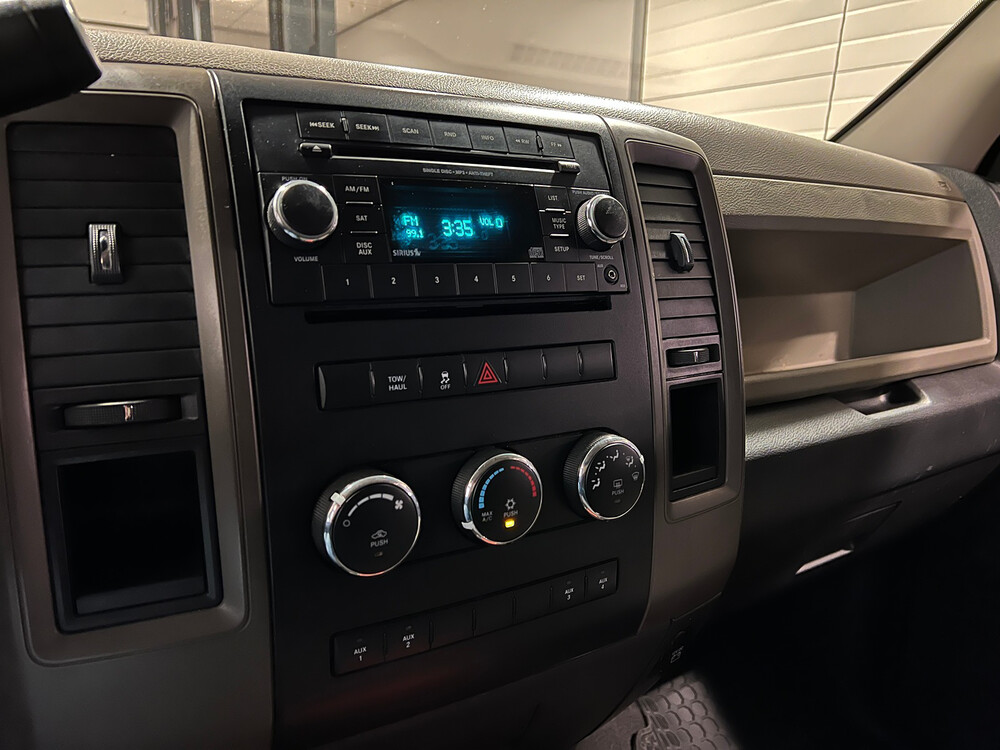 Dodge Ram 1500 5.7 V8 4x4 Hemi Quad Cab Sport 389pk 2012, V-699-PN