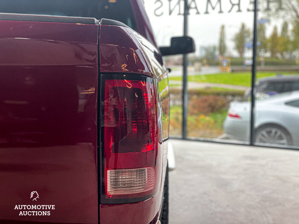 Dodge Ram 1500 5.7 V8 4x4 Hemi Quad Cab Sport 389pk 2012, V-699-PN