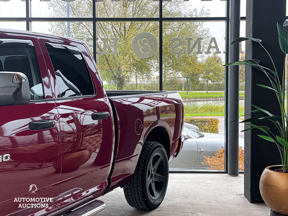 Dodge Ram 1500 5.7 V8 4x4 Hemi Quad Cab Sport 389pk 2012, V-699-PN