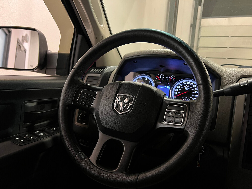 Dodge Ram 1500 5.7 V8 4x4 Hemi Quad Cab Sport 389pk 2012, V-699-PN