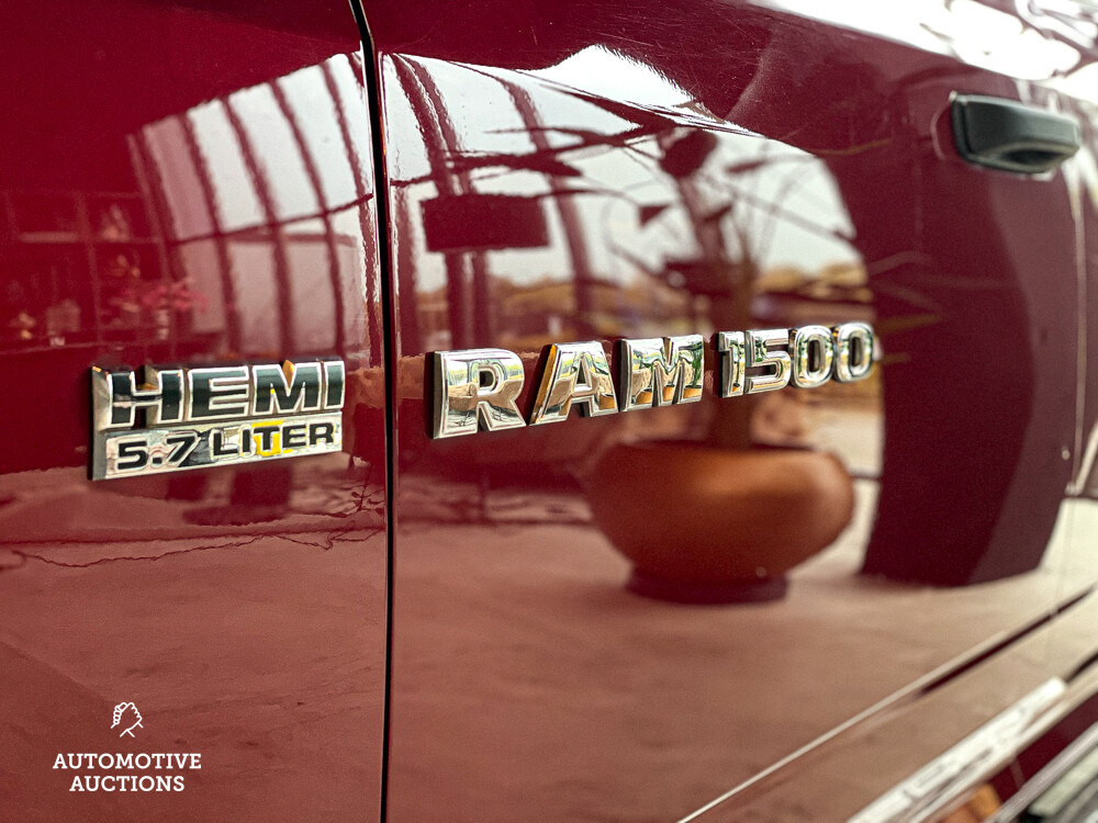 Dodge Ram 1500 5.7 V8 4x4 Hemi Quad Cab Sport 389pk 2012, V-699-PN