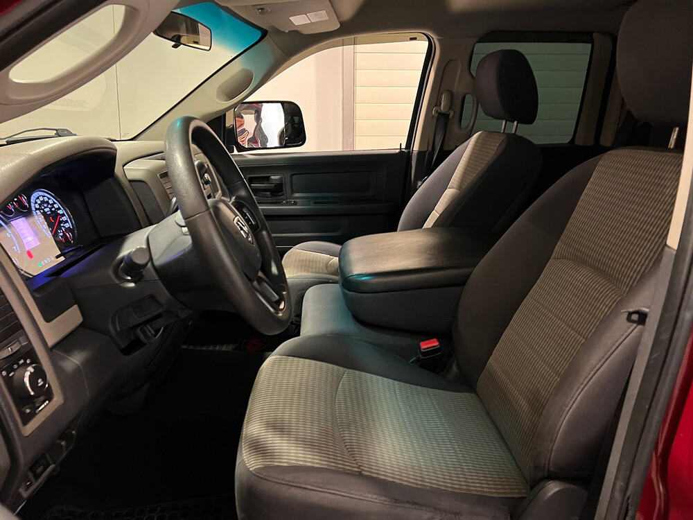 Dodge Ram 1500 5.7 V8 4x4 Hemi Quad Cab Sport 389pk 2012, V-699-PN