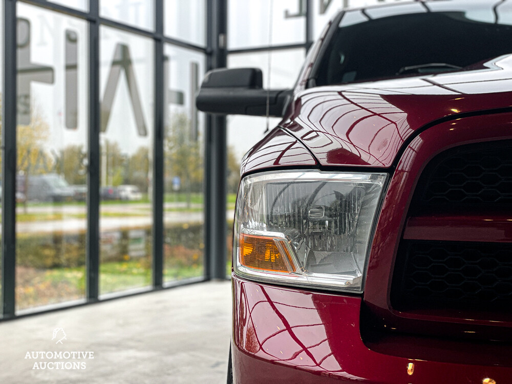 Dodge Ram 1500 5.7 V8 4x4 Hemi Quad Cab Sport 389pk 2012, V-699-PN