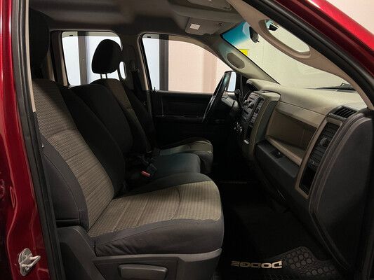 Dodge-Ram 1500 5.7 V8 4x4 Hemi Quad Cab Sport 389 PS 2012, V-699-PN.