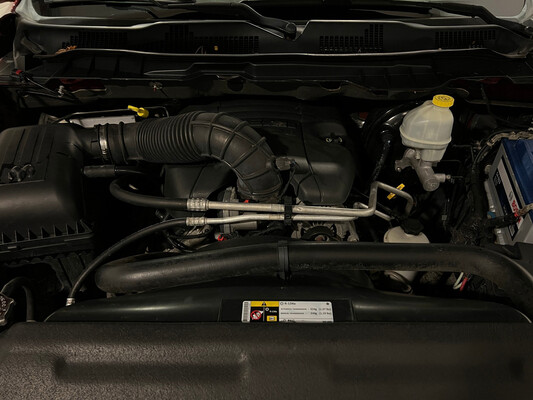 Dodge Ram 1500 5.7 V8 4x4 Hemi Quad Cab Sport 389hp 2012, V-699-PN.