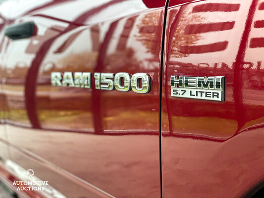 Dodge Ram 1500 5.7 V8 4x4 Hemi Quad Cab Sport 389pk 2012, V-699-PN