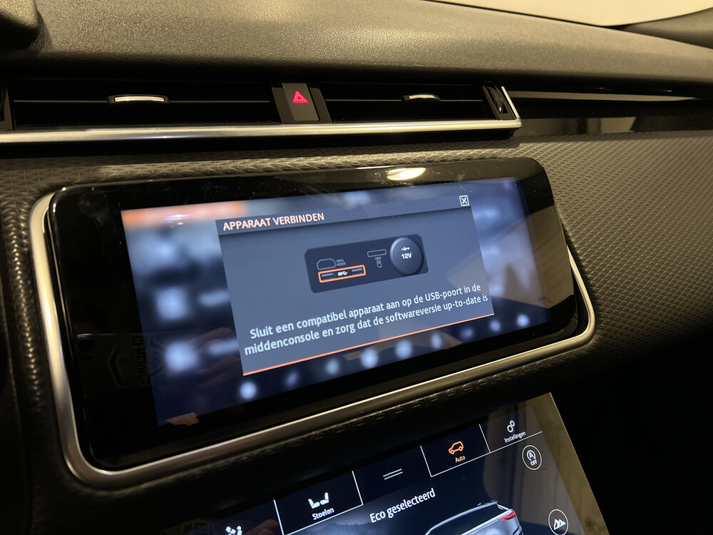 Landrover Range Rover Velar 2.0 I4 AWD R-Dynamic 241 PS 2018, K-098-VF.